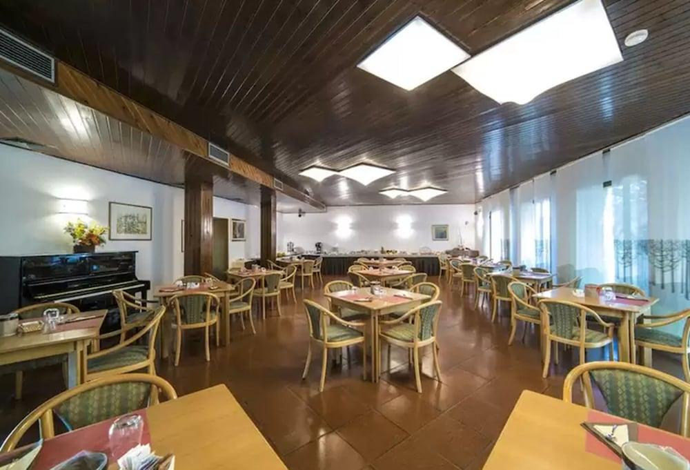 Hotel La Vecchia Cartiera Colle Val D'Elsa Exteriér fotografie