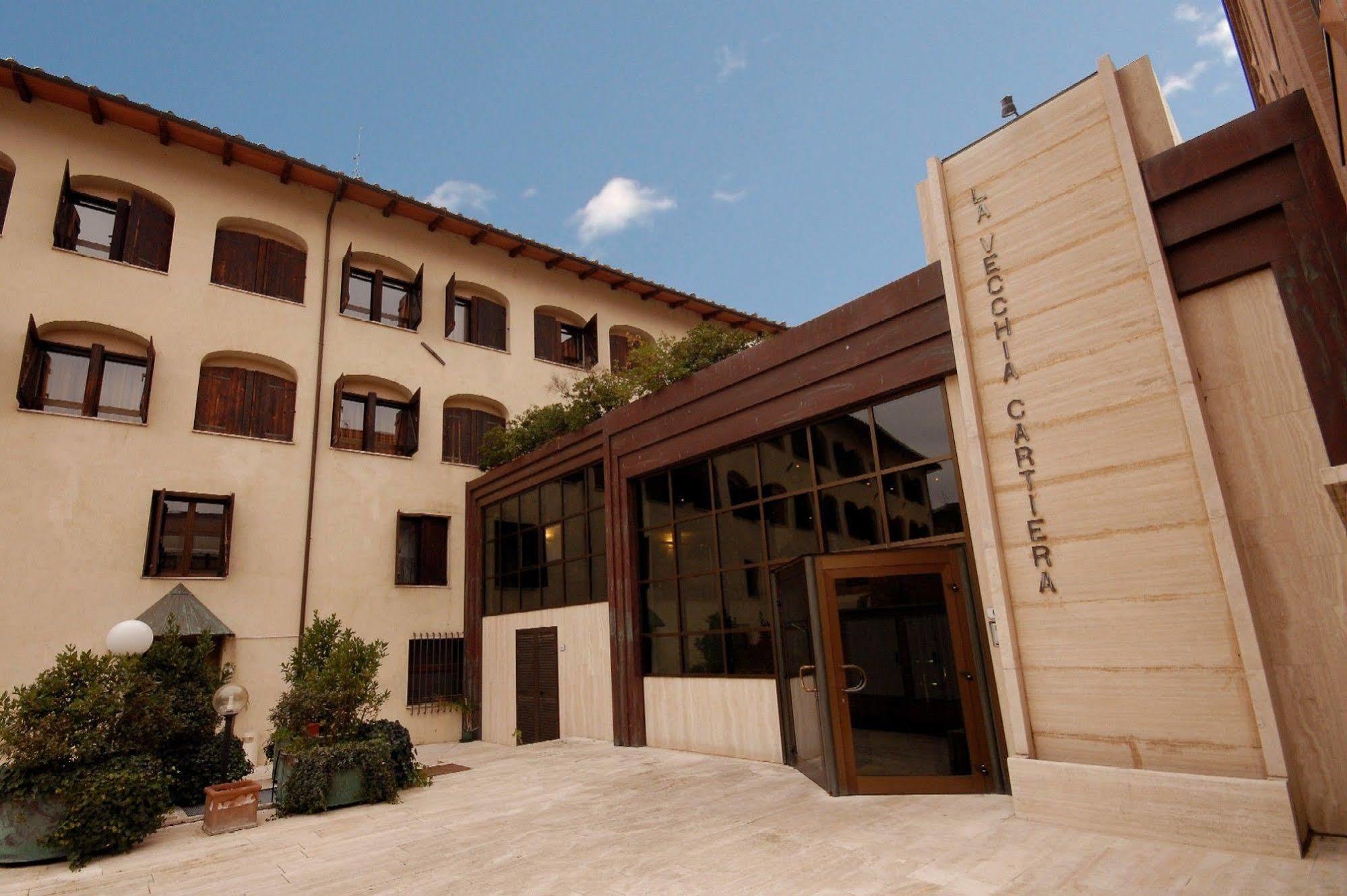 Hotel La Vecchia Cartiera Colle Val D'Elsa Exteriér fotografie